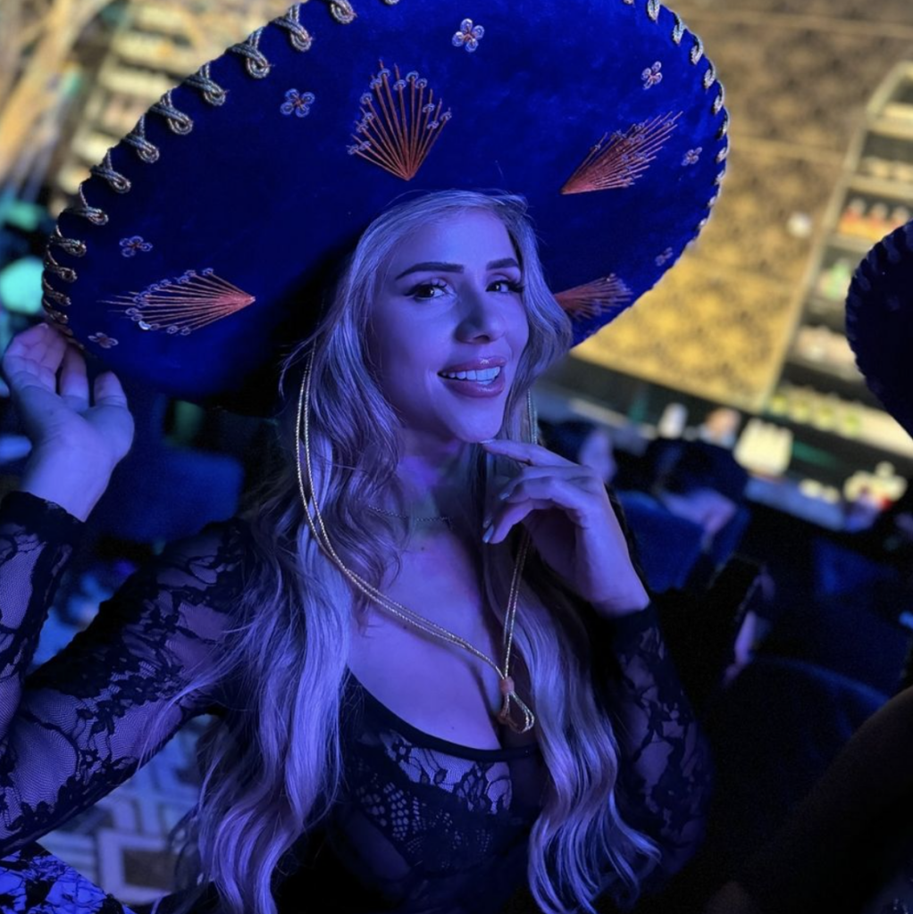 Angie Campuzano: Conoce a la abogada que te defenderá desde OnlyFans