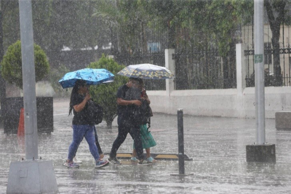 Clima En M xico Prev n Lluvias Fuertes En Estos Estados Por Ondas clima-en-m-xico-prev-n-lluvias-fuertes-en-estos-estados-por-ondas